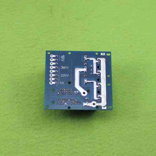 Инвертор 12В-220В, 500Вт для авто приборов Киев