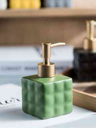 Дозатор для рідкого мила керамічний, диспенсер мила для ванної кумнати та кухні Зелений Кам'янець-Подільський