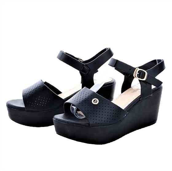 Жіночі Сандалі Босоніжки на Танкетці Платформа Чорні Літні (розміри: 38,39,40) - 15 Дніпро