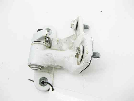 Mercedes-Benz  A1767300437 Нижня петля задніх правих дверей CLA Shooting Brake X117 CLA C117 GLA X156 A-class W176 Одеса