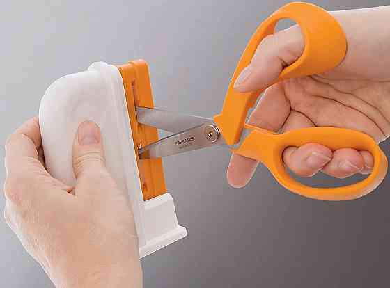 Універсальна стругачка для ножиць 18.4 см Fiskars (1020499) Пластик поліамід Нововолинськ