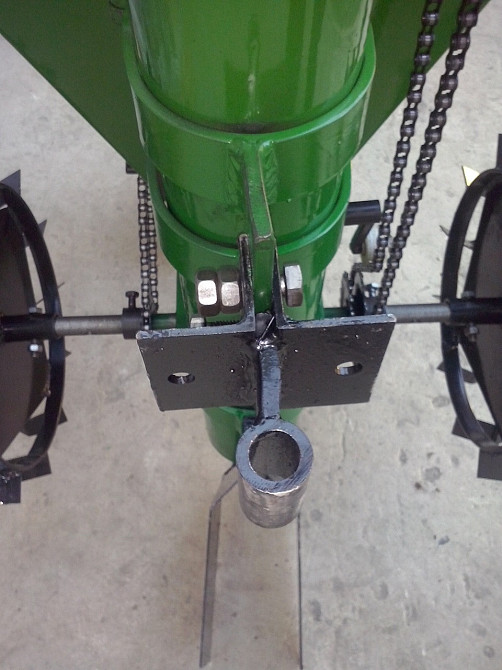 Картофелесажалка для мотоблока ТМ АРА (35 л, бункер для удобрений) Харьков - изображение 8