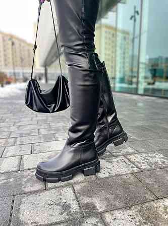 Шкіряні чоботи жіночі зимові на низькому ходу чорні 11/260 / Чоботи на зиму р. 37, 39 Коломия