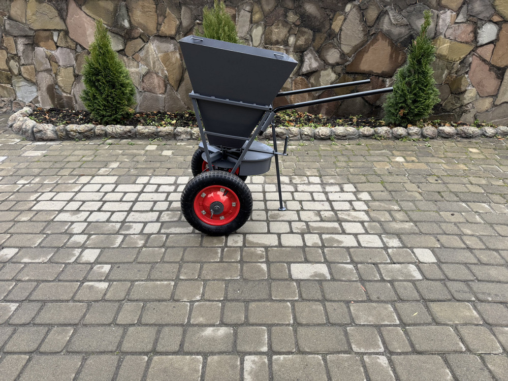 Разбрасыватель ручной универсальный РРУ-55/2 (для соли,песка,удобрений) Харьков - изображение 7