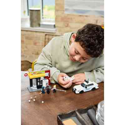 Конструктор LEGO Super Heroes Всесвіт-павук: Майлз Моралес проти Плями (76311) Вінниця