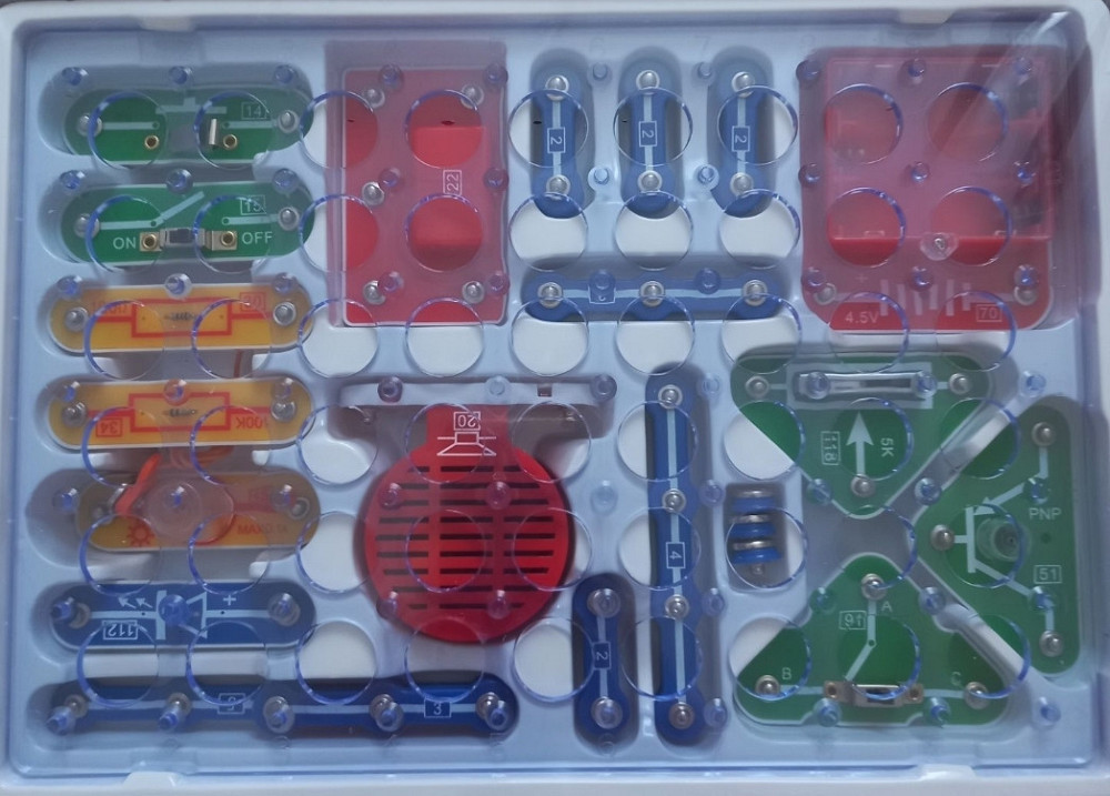 Электронный конструктор ДОКА. Харьков - изображение 1