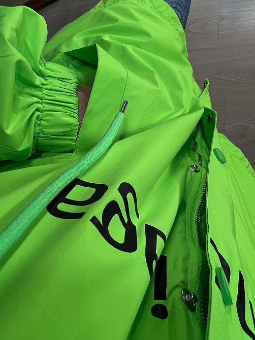 Куртка жіноча Lady Yep 9096 вітрівка оверсайз подовжена з капюшоном і написами, зелений, one size Київ - фото 17
