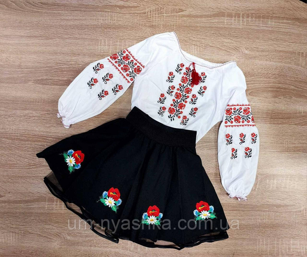 Ніжна блузка з вишивкою "Марічка" червоно-чорна 122-140 Кривий Ріг - фото 2