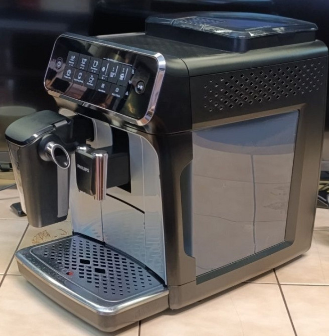 Кофеварка Philips Latte Go / EP3246 / Latte Cappuccino / 2020p. Київ - фото 2