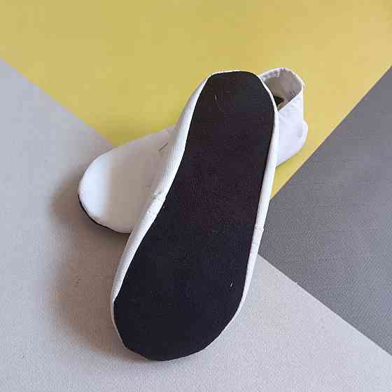 Чешки білі дитячі 17 см Київ