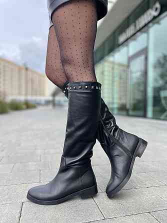 Nivelle Чоботи жіночі демісезонні весна-осінь на низькому ходу чорні з натуральної шкіри 5464/2 Коломыя