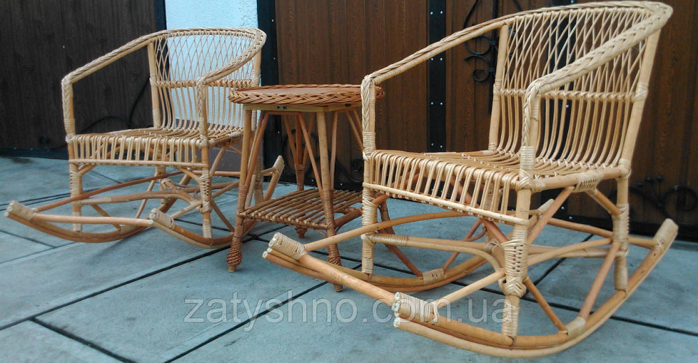 Комплект плетені крісла-гойдалки та журнальний стіл із лози Київ - фото 1