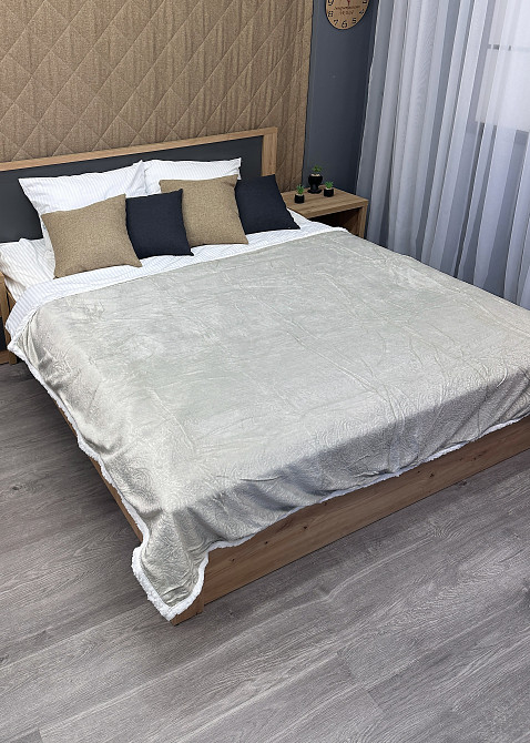 Плед двосторонній 155х200 см (+-5см) рельєфний із штучною овчиною Кремовий з білим (87-074) Київ - фото 4