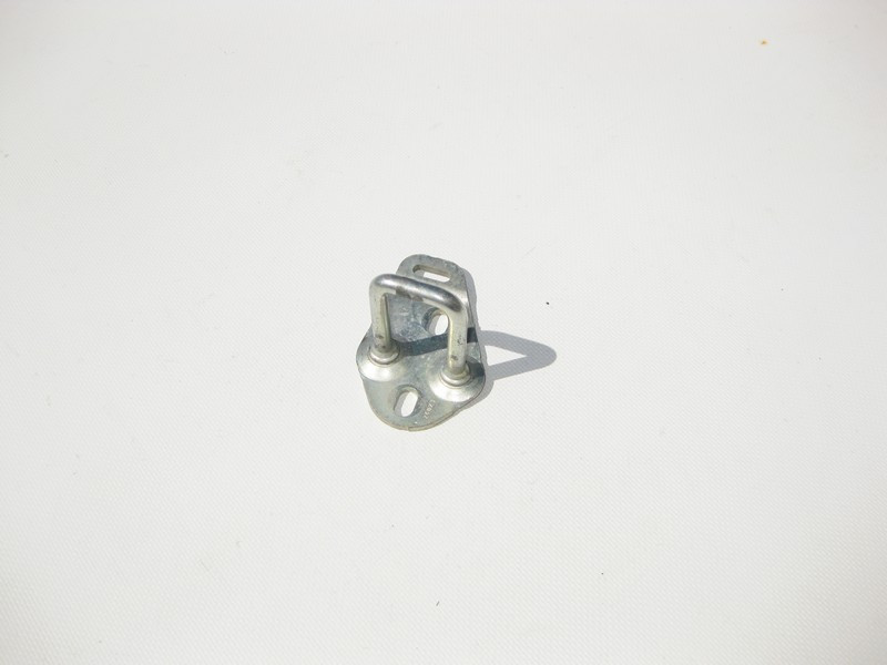 Mercedes-Benz  A2039230232 Вушка - петля замка 2-го ряду сидінь праворуч C-Class S203 CLC Sportcoupe C203 B-Class W245 Одесса - изображение 1