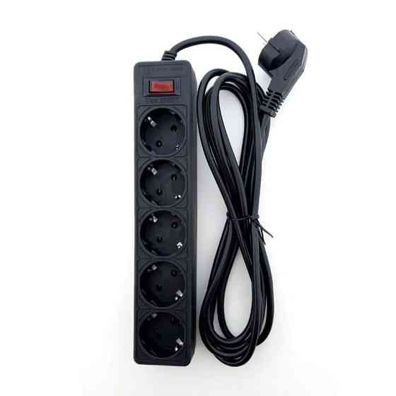 Сетевой фильтр с заземлением 5 гнезд, 3 м, черный Днепр