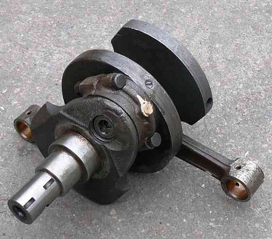 Колінвал МТ, ДНІПРО (у зборі) (втулка) VDKI Київ