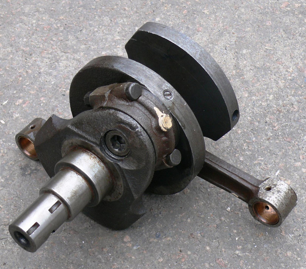 Колінвал МТ, ДНІПРО (у зборі) (втулка) VDKI Київ - фото 1