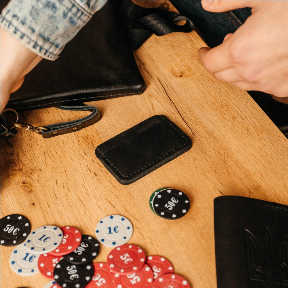 Картхолдер Чорний шкіряний, стильний органайзер чохол зі шкіри для 4 банківських картокMasterSem Київ - фото 4