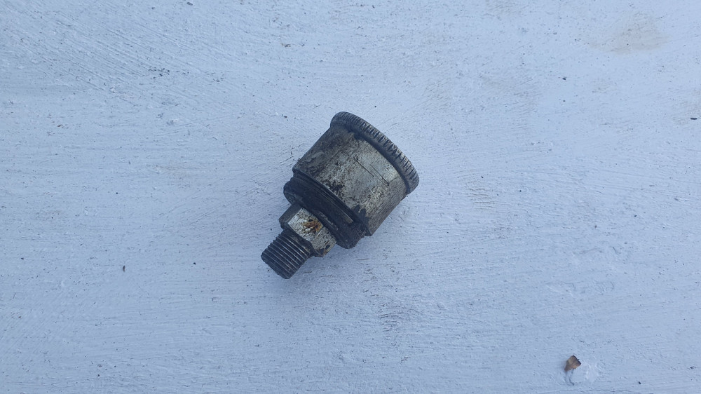 Маслянка підшипника зчеплення ГАЗ-21, ГАЗ-69 (метал). СРСР. Харків - фото 1