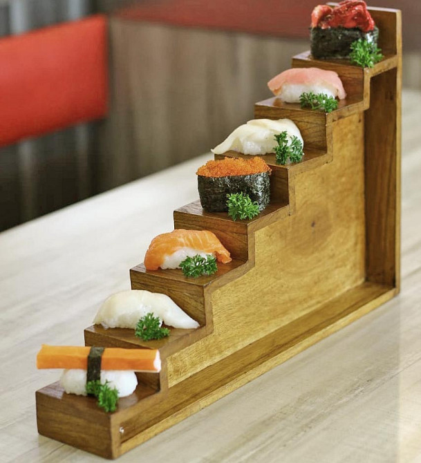Стойка для подачи суши 