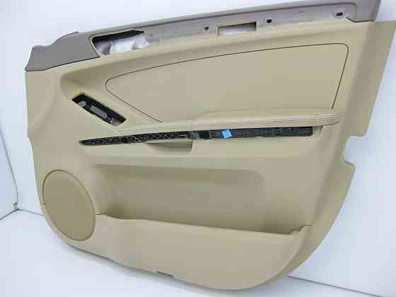 Mercedes-Benz  A1647202270 8K56 Карта передніх правих дверей бежева ML W164 Англія Одесса