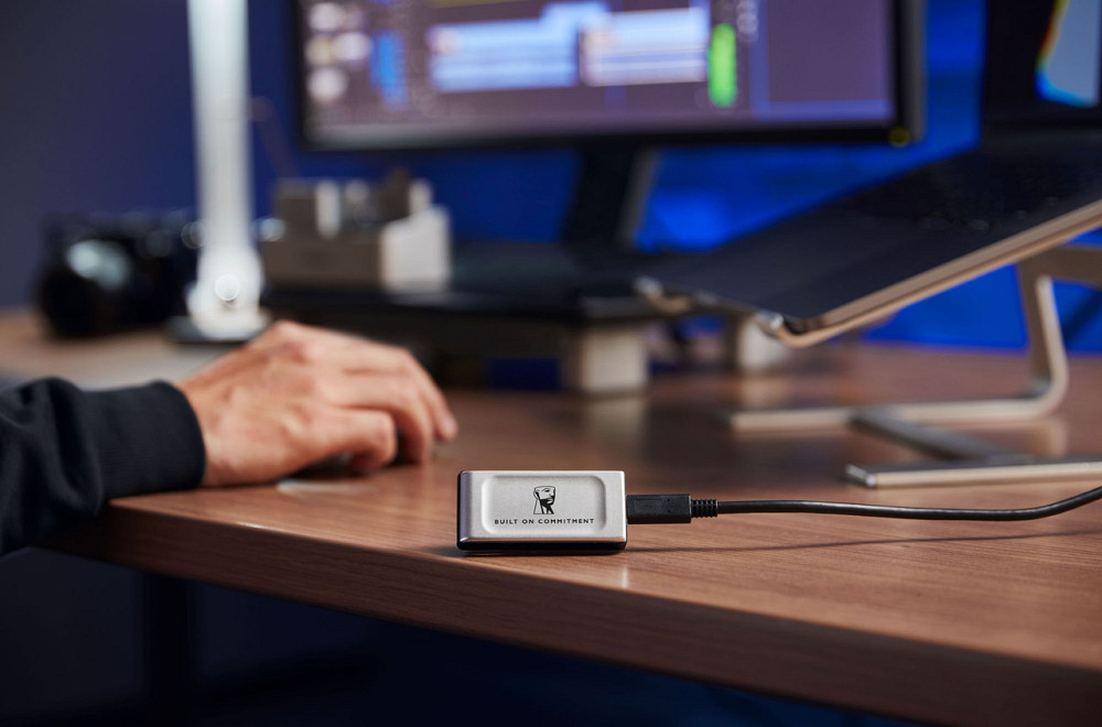 Накопичувач зовнішній SSD Portable USB 1.0ТB Kingston XS2000 BoC Silver (SXS2000/1000GA) ( Сріблястий ) Харків - фото 3