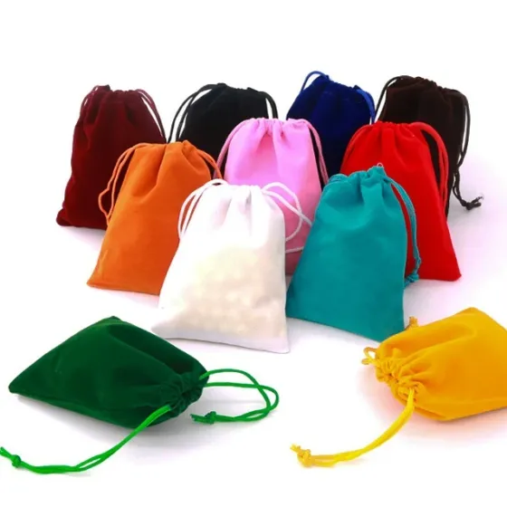 Подарункові мішечки з оксамиту, 7x9 см, 50 шт у упаковці, з затяжками Київ