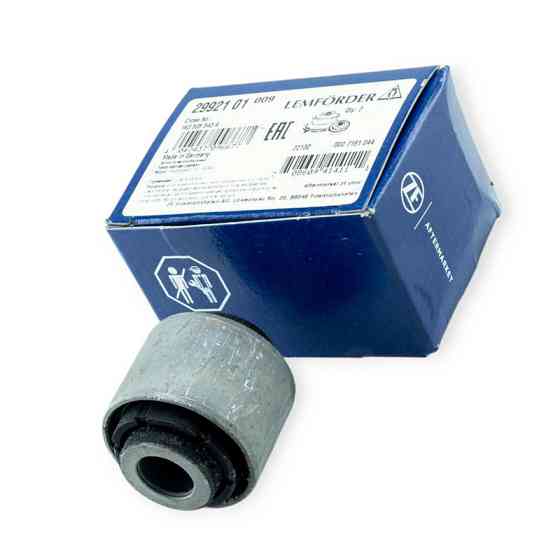 Сайлентблок заднего Шкода Octavia A5, Superb II, Фольцваген Гольф V, Пассат CC прямой наружный рычага Мукачево