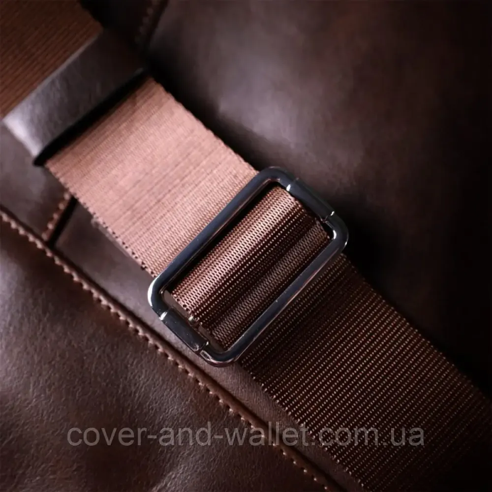 Тонкая стильная кожаная сумка-слинг коричневого цвета Grande Pelle 721620 Киев - изображение 8