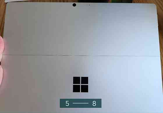 Планшет: Microsoft Surface Pro 8 , 13" 120Hz. i5-1135 G7 , 8/128Gb. Platinum 1983. Київ