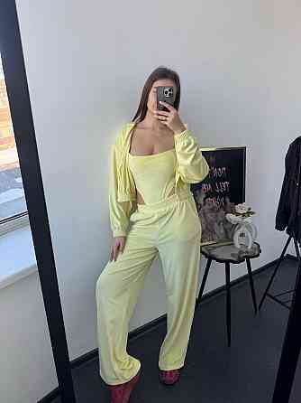 Женский стильный привлекательный велюровый костюм Лимонный, 44/46 Одесса