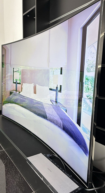 Телевізор 9 Серія, Преміум 4К вигнутий ТВ 65" Samsung 65HU9000 Харків - фото 7