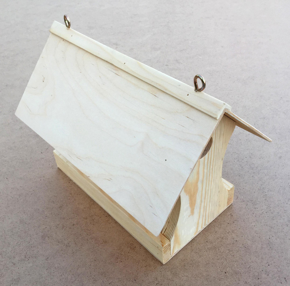 Кормушка садовая 