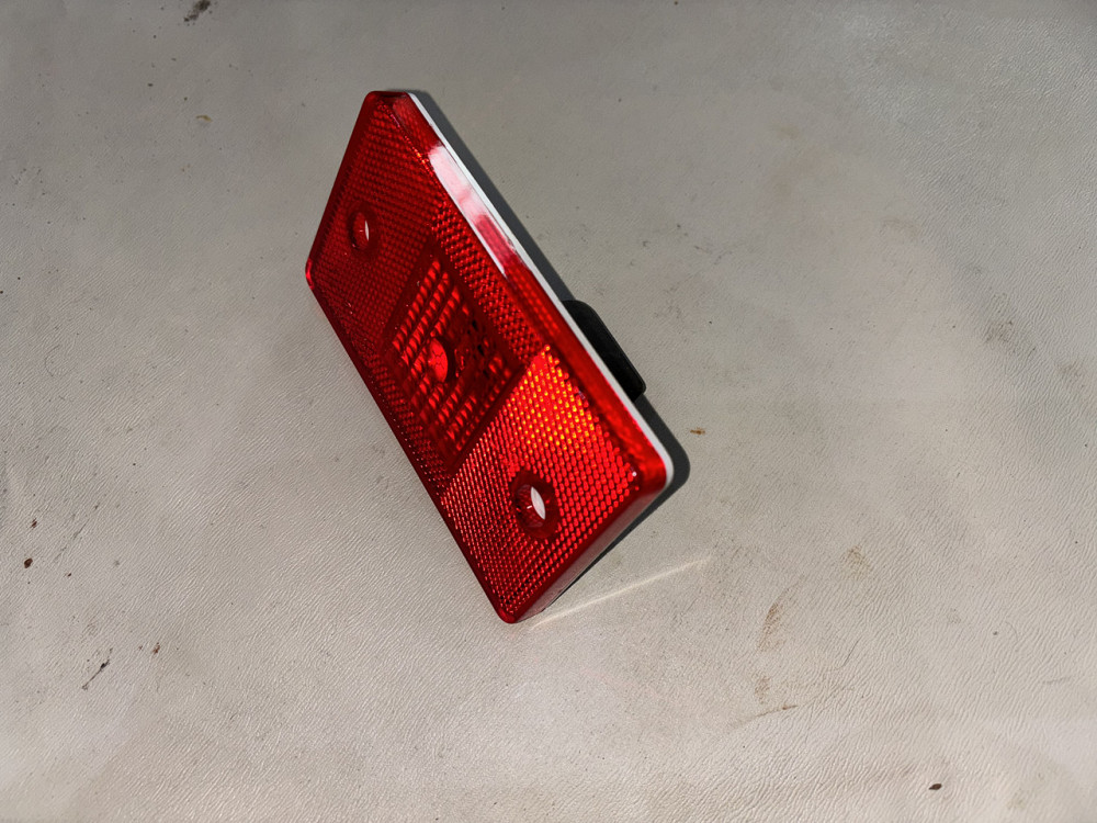 Ліхтар габаритний задній червоний (без лампи) 124х69х51. ФГС-113. Харків - фото 1
