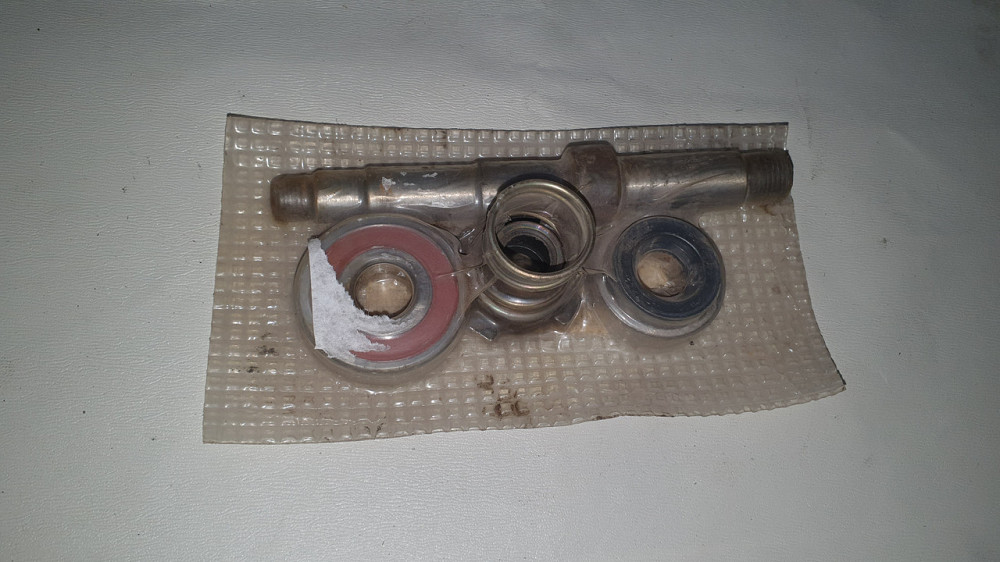 Ремкомплект водяного насоса К-700. К700-1307010. Харьков - изображение 1