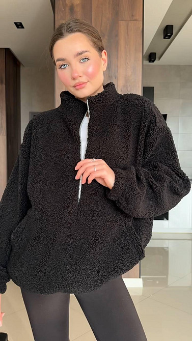 Женская теплая оверсайз кофта с молнией из меха баранчика Одесса - изображение 6