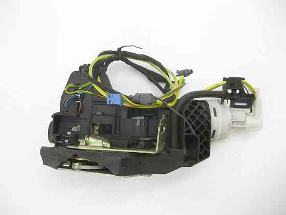 Mercedes-Benz  A2207305035 Замок задніх правих дверей з дотяжкою S-Class W220 Одеса