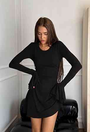 Жіноче романтичне базове плаття з об'ємними рукавами воланами трикотаж масло Чорний, 44/46 Одеса