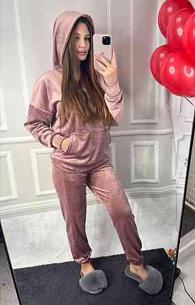 Жіночий велюровий костюм із капюшоном Пудровий L Харків