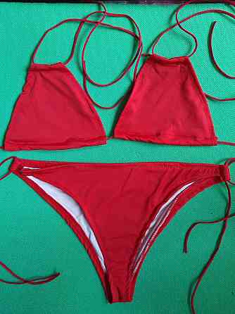 Купальник жіночий роздільний з дефектом шви не рівні 48 червоний Київ