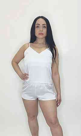 Пижама женская шелковая с шортами Белый 44 Харьков