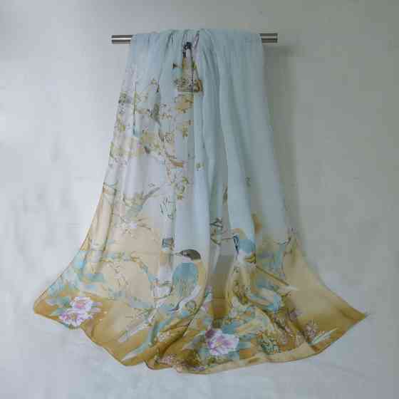 Женский шифоновый шарфик с птицами 145 на 48 см разноцветный Киев