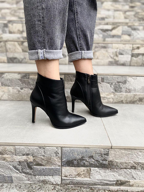 Nivelle Черевики жіночі NIVELLE чорні натуральна шкіра 38р. каблук 10см (5411/91-9535) Коломия - фото 7