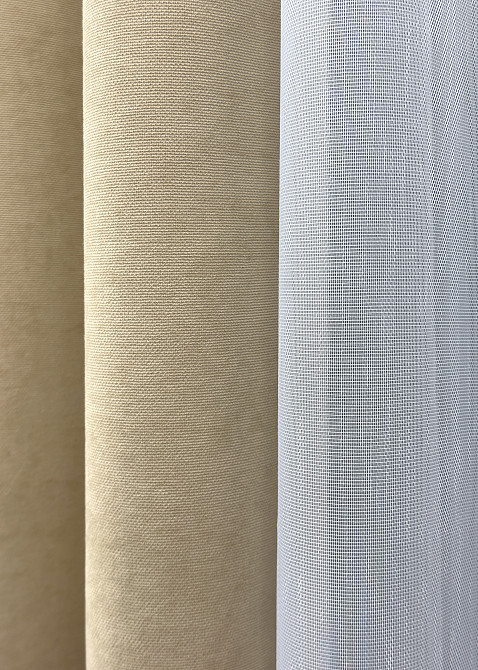 Комплект штор VR-Textil Мікровелюр SPARTA 150х270 2шт і Тюль 500х270 1192ш-1153т Бежевий з білим 71-121/4 Київ - фото 5