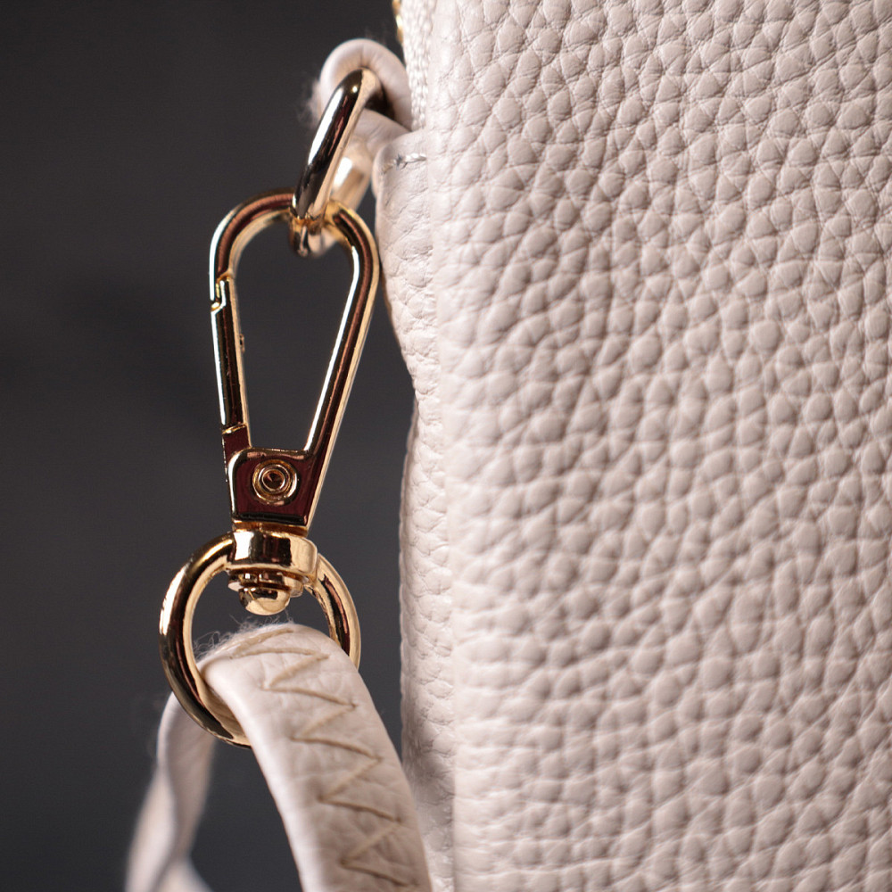 Компактна сумка цікавого формату із м'якої натуральної шкіри Vintage 22339 Біла Київ - фото 10