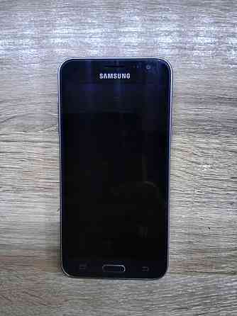 Б/У Смартфон Samsung SM-J320F/DS (Galaxy J3 2016) 2 SIM, 5