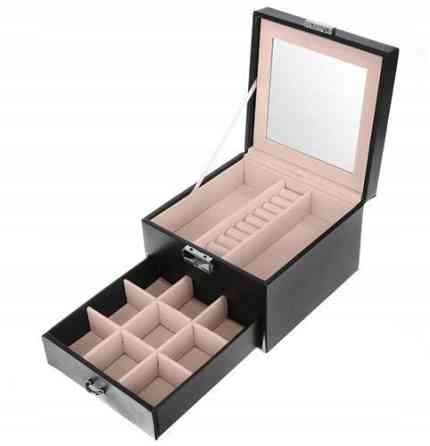 Скринька - футляр для зберігання прикрас з ключем Beautylushh (K8898) Black Нововолинськ