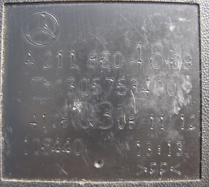 Mercedes-Benz  A2118604669 Засувка ременя безпеки задня права та центральна E-Class W211 Одеса - фото 3