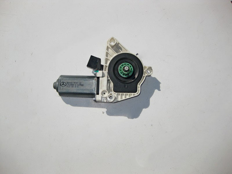 Mercedes-Benz  A2218202842 Моторчик переднього правого склопідйомника S-Class W221 Одеса - фото 2