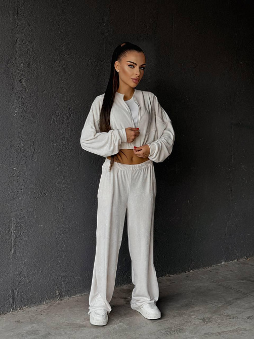 Женский прогулочный костюм двойка: кофта и штаны велюр мрамор Молочно-серый, 44/46 Одесса - изображение 8